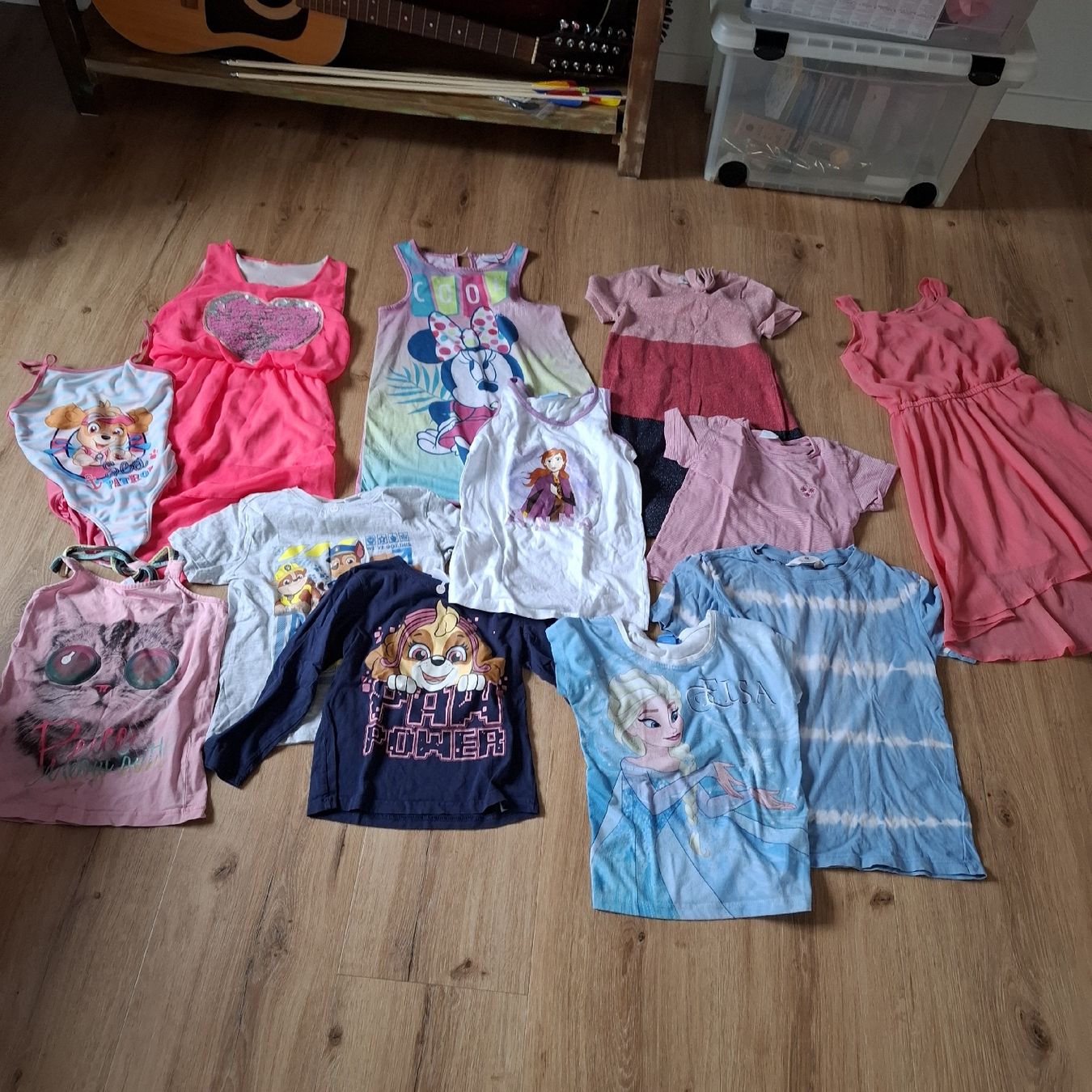 Lotti & Set di vestiti: Kinder Kleider Set Mädchen Grösse 122 - 134 – Usato da Bülach venduto da JAYA379