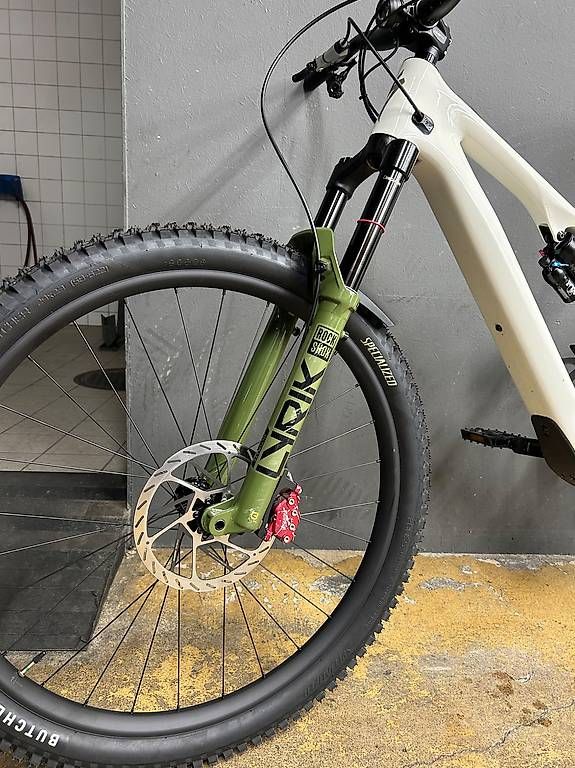 Specialized Vélos: Specialized Levo SL2 Expert Custom – D'occasion à frauenfeld par kai_yl9x 3
