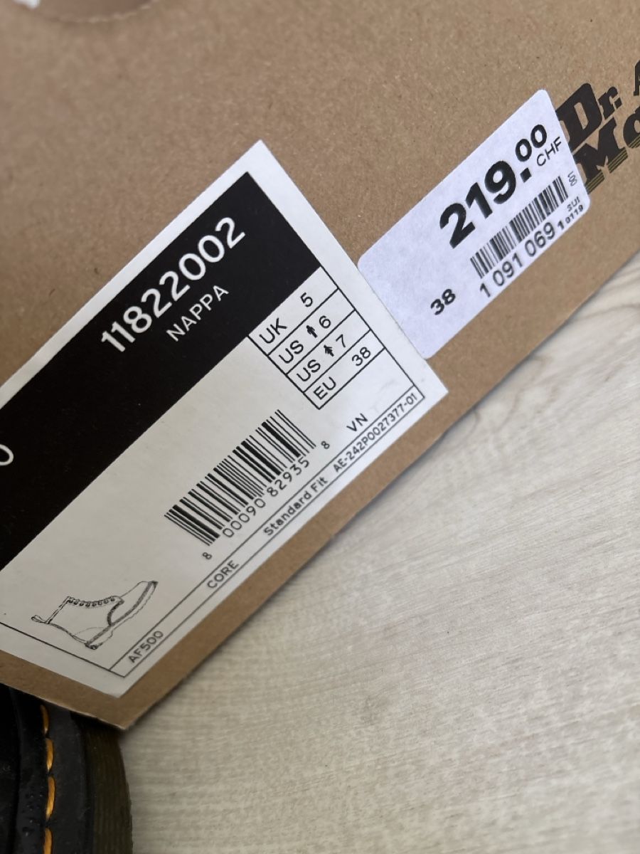 Scarpe da uomo: Dr. Martens AirWair 38 – Usato da therwil venduto da ayumi991 3