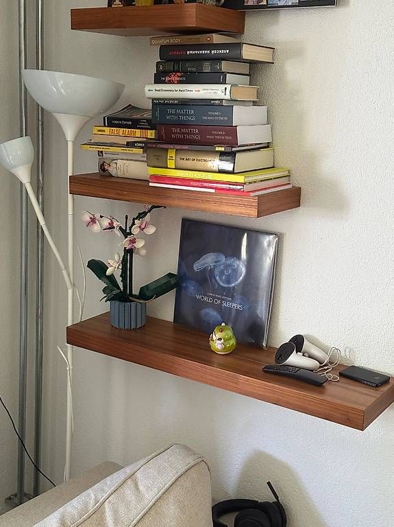 Scaffali: Bücherregale / Wandregale – Usato da Zürich venduto da zar_r5wy