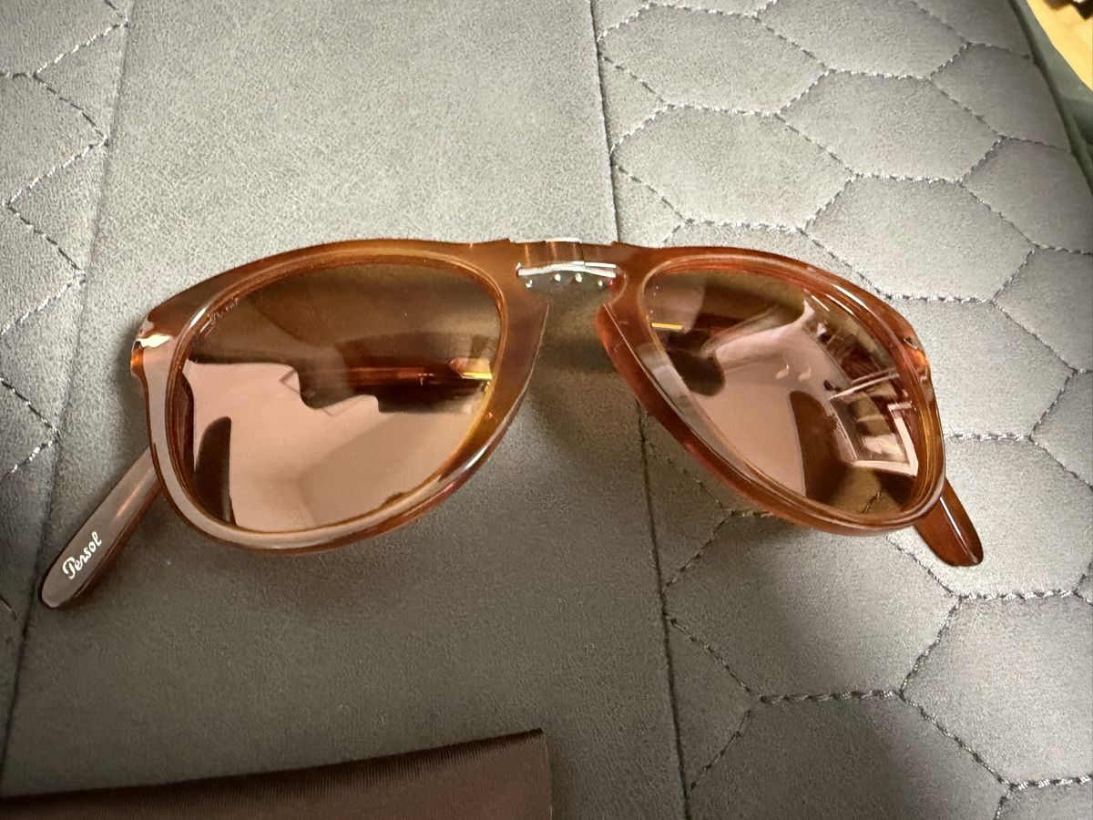 Persol Occhiali & Lenti: Persol 714 Steve McQueen Dark Havanna  – Usato da Wil SG venduto da thehistorybuff