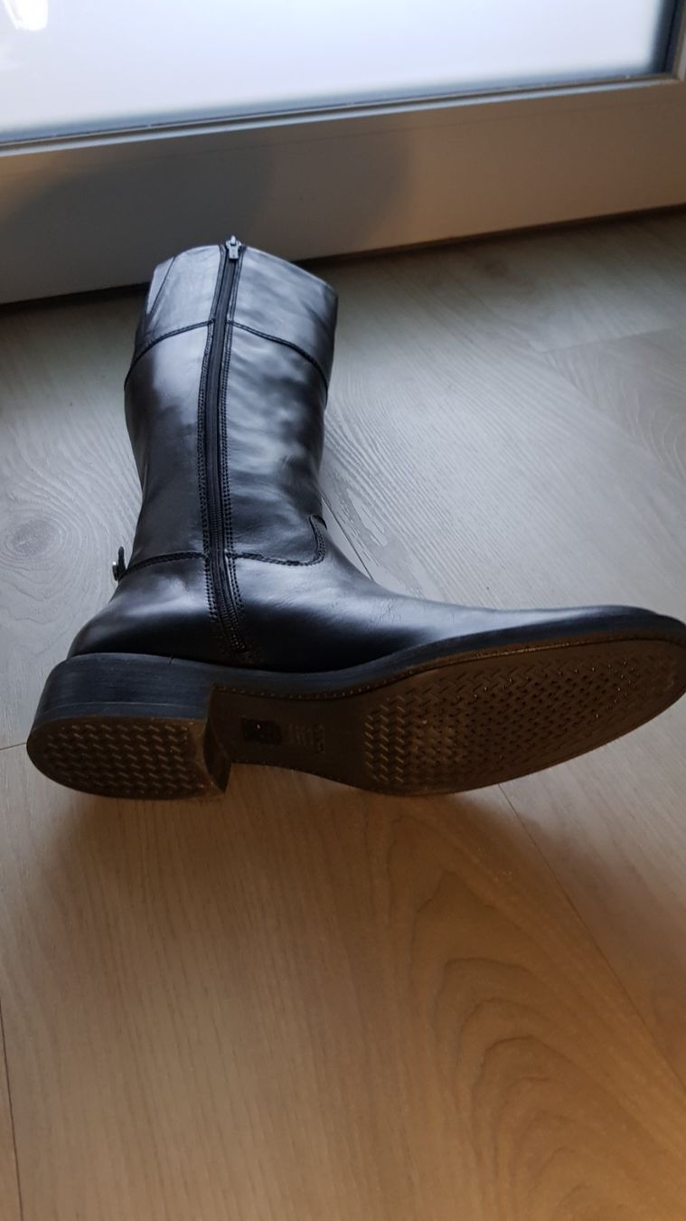Geox Scarpe da donna: Damenstiefel schwarz aus Leder – Nuovo e nell'imballaggio originale da Büsingen venduto da Zufall2024 2