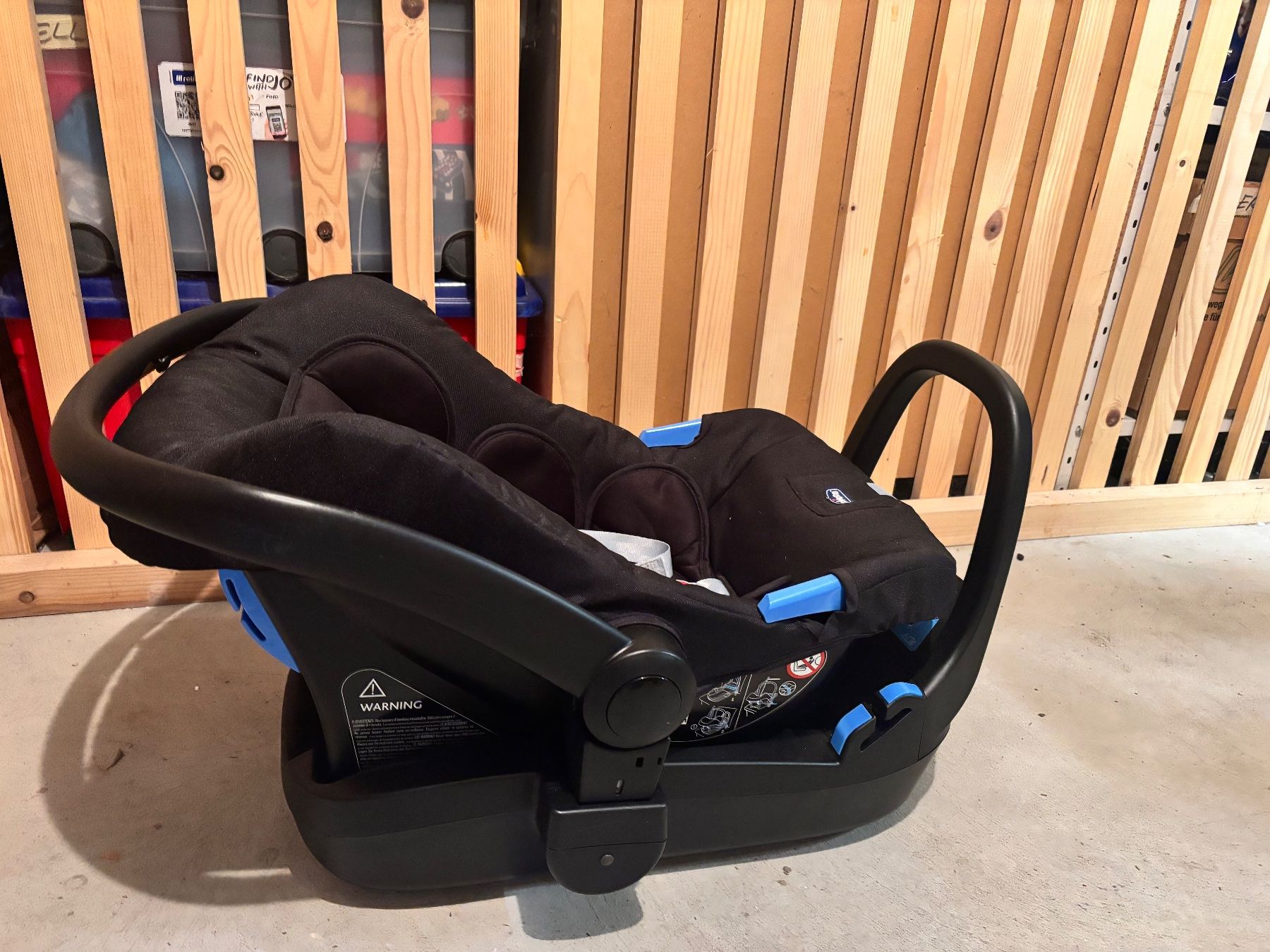 Chicco Seggiolini per auto: Babysitz Kaily mit base – Usato da Herbligen venduto da lar_8dhv 3