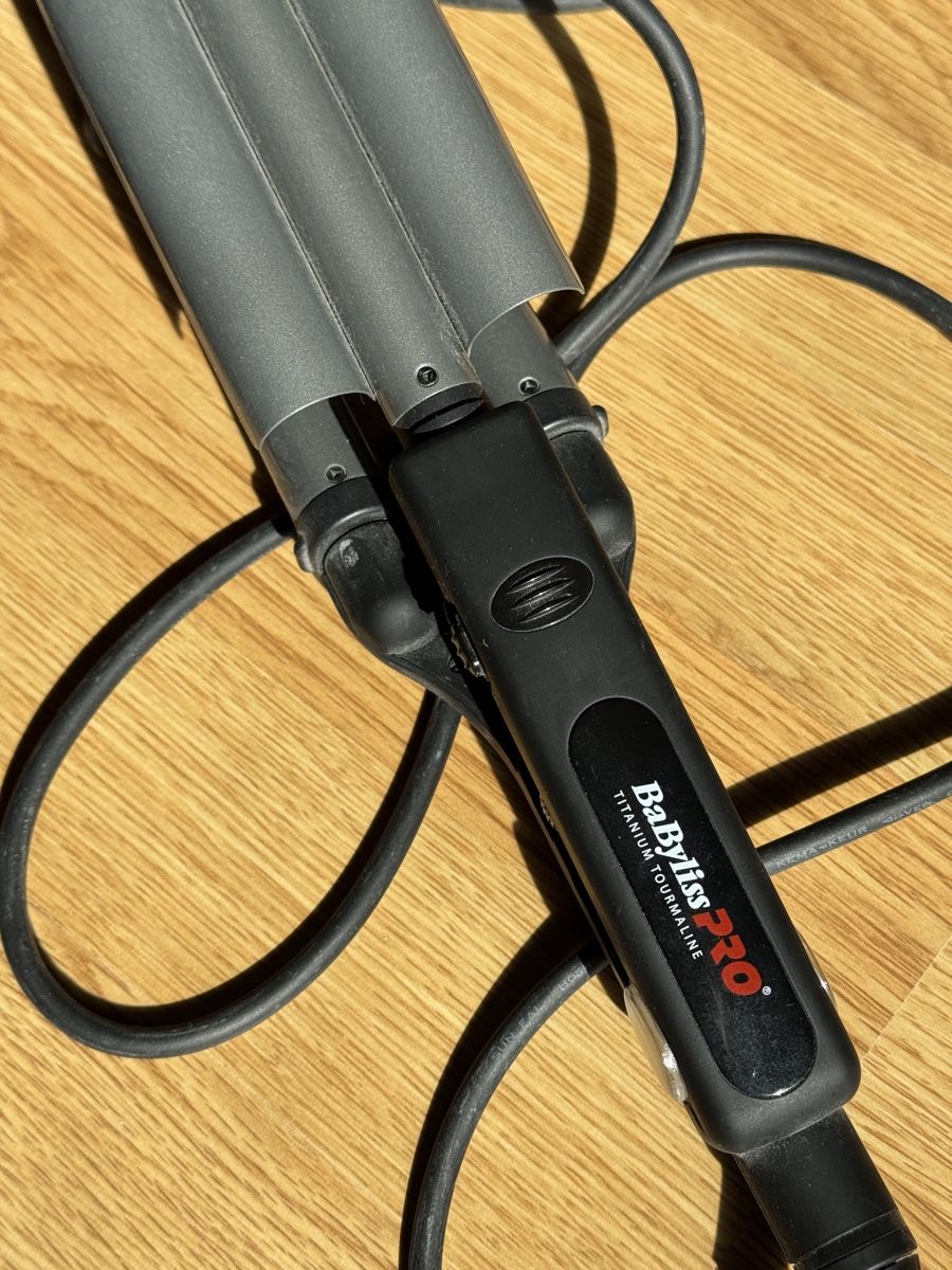 BaByliss Piastre & Arricciacapelli: Babyliss PRO Titanium Tourmaline Waver - For Beach Waves – Nuovo (secondo la descrizione) da Effretikon venduto da expiredrice 1