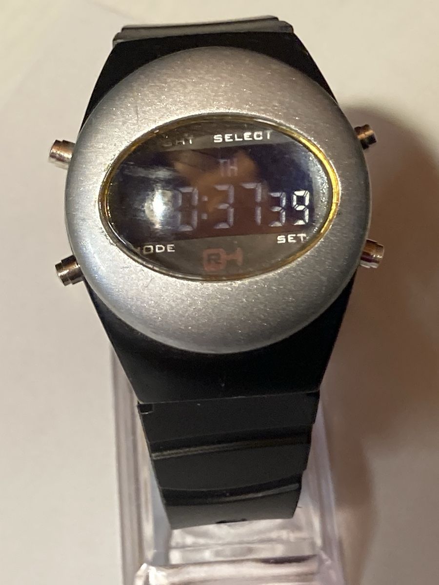 Orologi: Red Herring Lcd Uhr 38 mm – Usato da Glattbrugg venduto da vintagemania 5