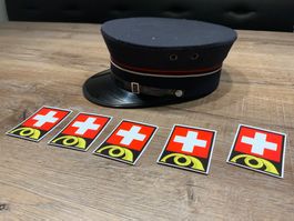 Originale Uniform Mütze mit Abzeichen -