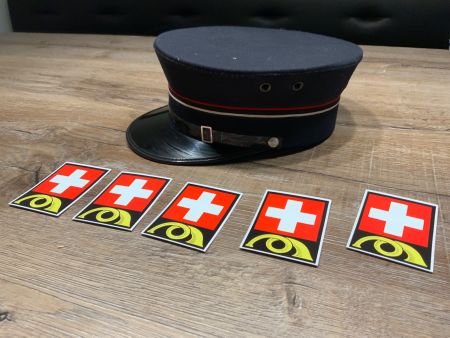 Originale Uniform Mütze mit Abzeichen -