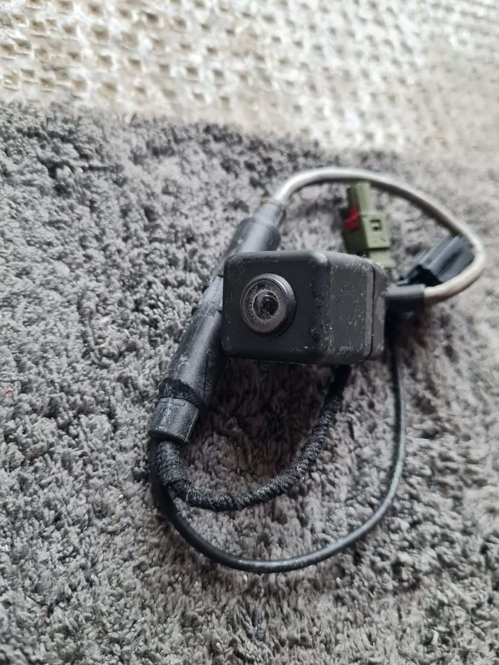 Audi Tutti pezzi di ricambio auto: Camera de recul Audi A6-A8  – Usato da La Chaux-de-Fonds venduto da boos2501 1