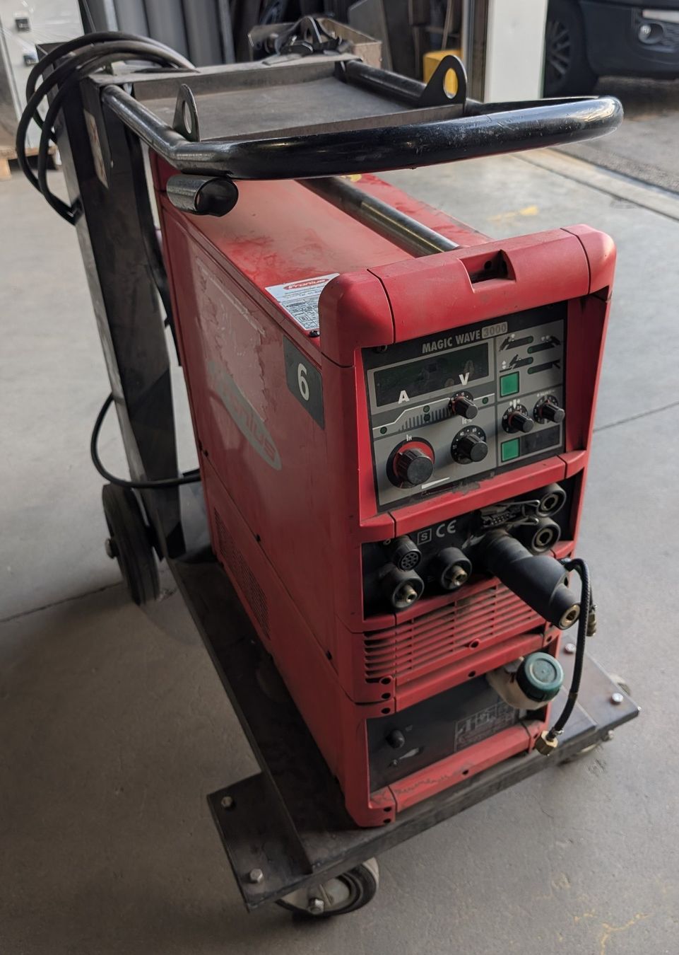 Postes à souder: Fronius MAGIC WAVE 3000 – Défectueux à Kirchberg par Beluga9533