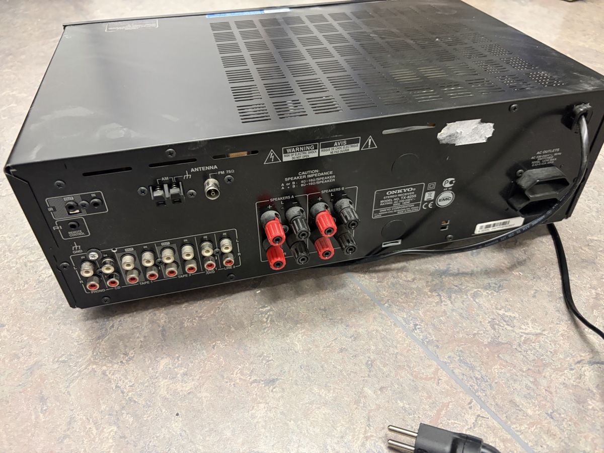 Onkyo Amplificatori: Onkyo Verstärker – Usato da Uznach venduto da pegasus101 2