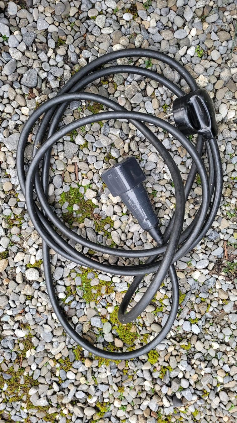 Cavi: Stromkabel Netzkabel Adapterkabel – Usato da Schafisheim venduto da Parker30
