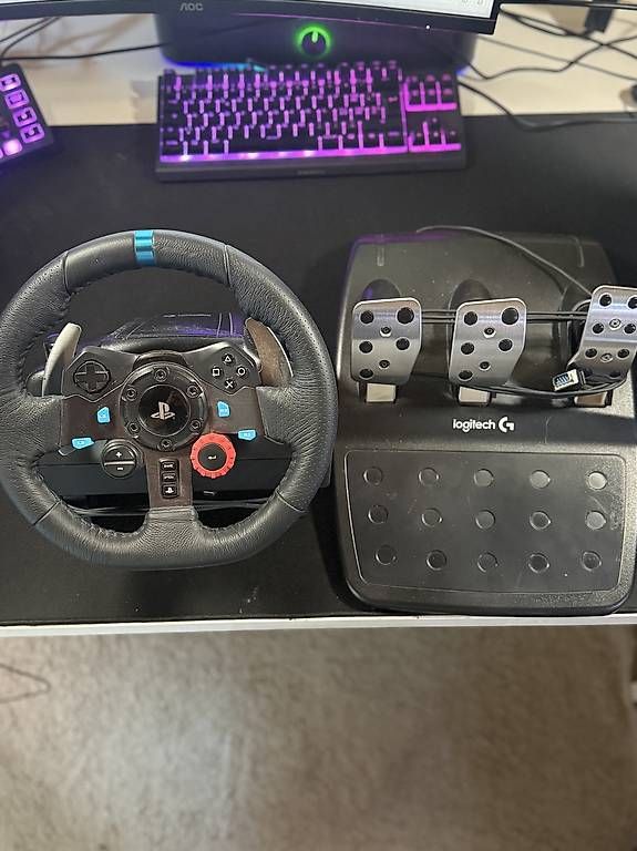 Controller: Logitech G29 Driving Force  Volant + Pédales – Gebraucht aus St-Aubin-Sauges von dow_g6cc