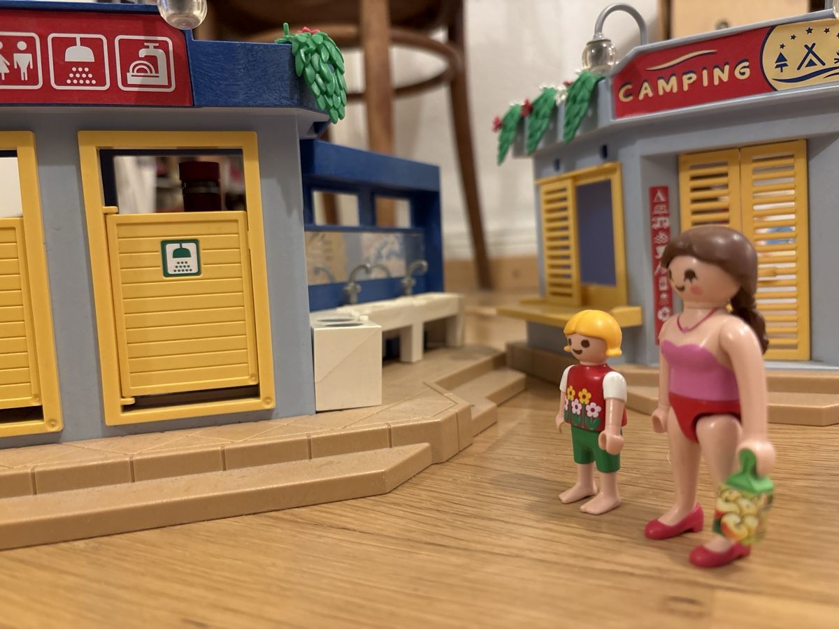 Playmobil Giocattoli: Playmobil 70087 camping – Usato da Basel venduto da mixste2 2