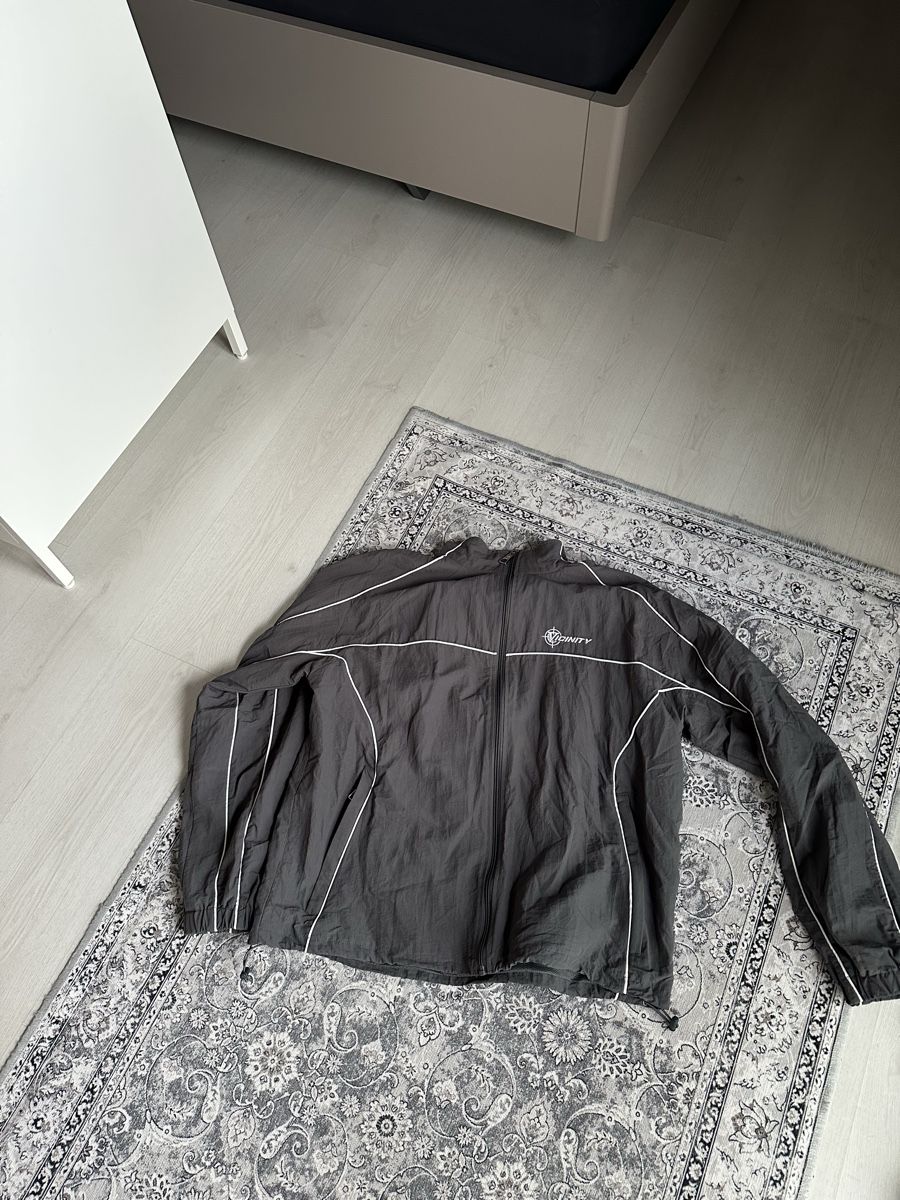 Jacken: Vicinity Track Jacket Grau – Gebraucht aus Obfelden von Andri_3