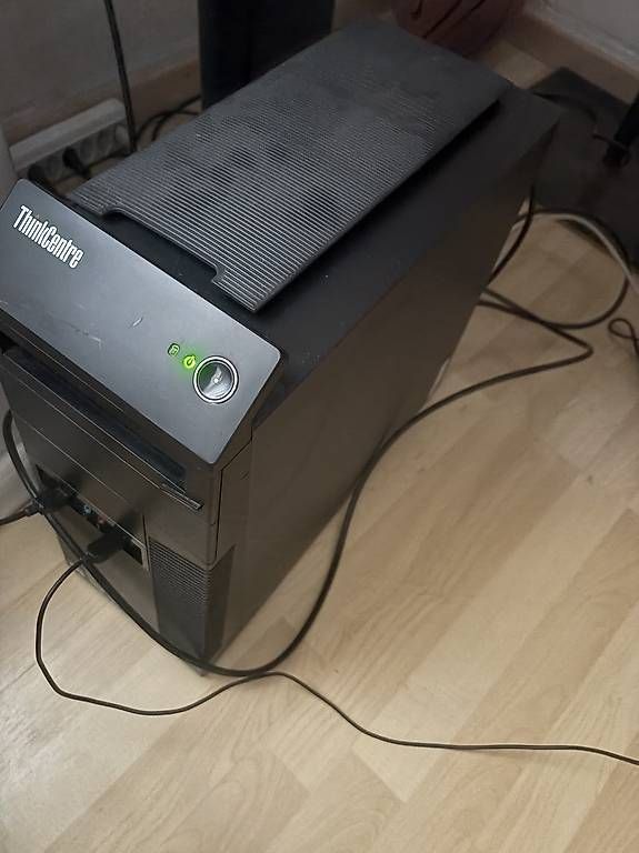 Monitor: Homeoffice-Set  Lenovo PC + 2 Dell 24 Monitore – Usato da Affoltern am Albis venduto da Nikolas-Wilhelmus 1