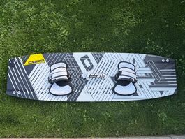 CORE Fusion 3 Kiteboard 147 inkl. Fusspads – top Zustand