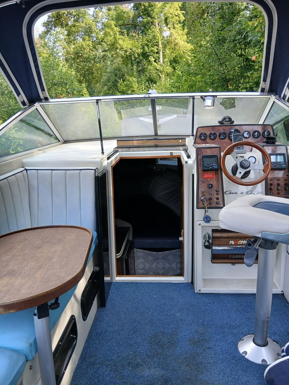 Bateaux: Motorboot mit Anhänger – D'occasion à Grellingen par zue_2fxh 5