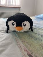 Plüschtier-Kisse Pinguin schwarz weiss 
