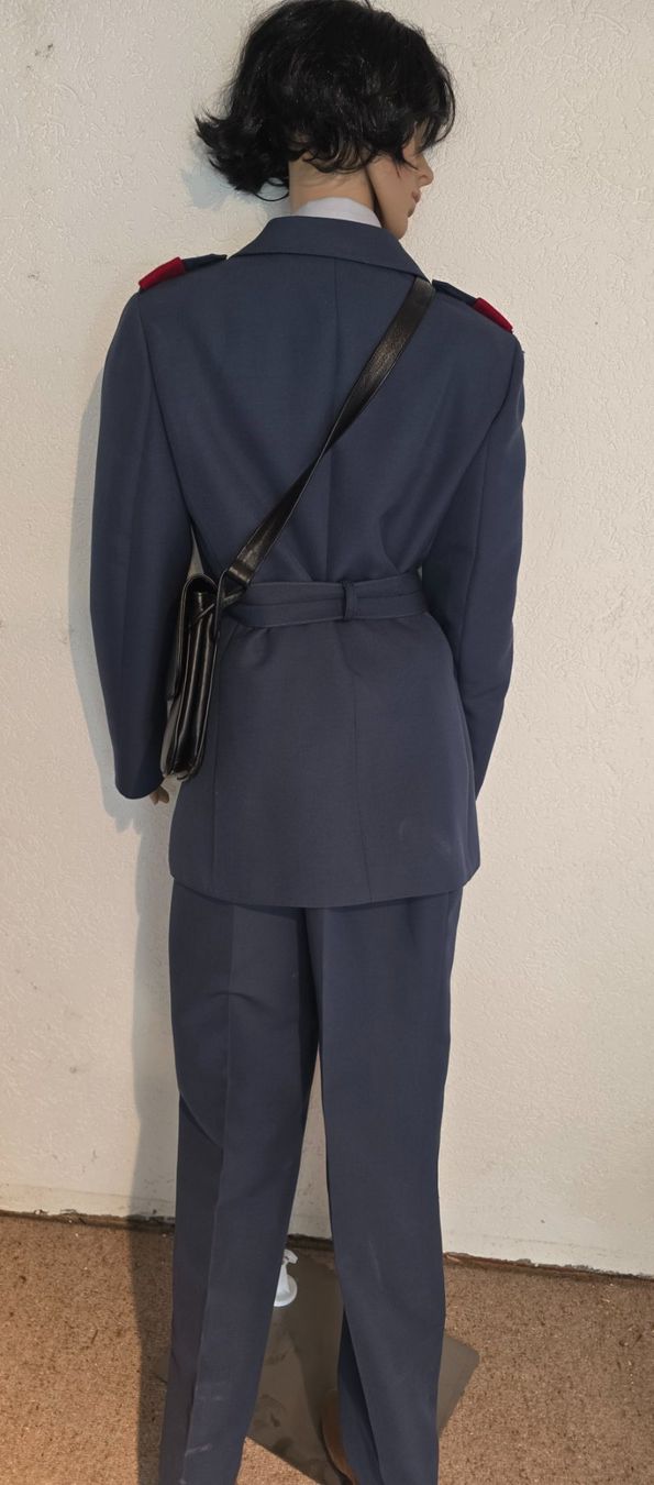 Schweizer Armee Uniformen: FHD / Frauenhilfsdienst Uniform – Gebraucht aus Obermumpf von oiskypoisky 1