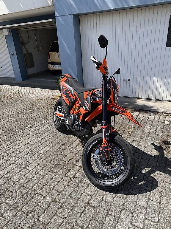 Strada: Ktm 690 SMC R – Usato da Hünenberg venduto da Marc_4747 1