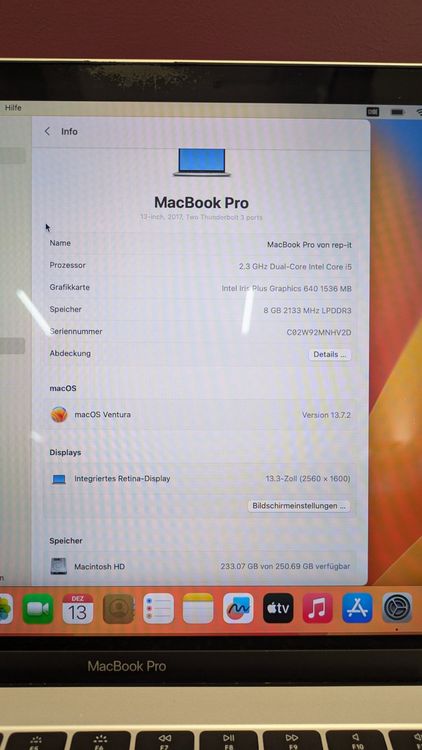 MacBook Pro 13inch, 2017, 2 Thunderbolt 3 Ports (Gebraucht) in Buttwil — free download