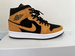 Air Jordan 1 mid (38.5)
