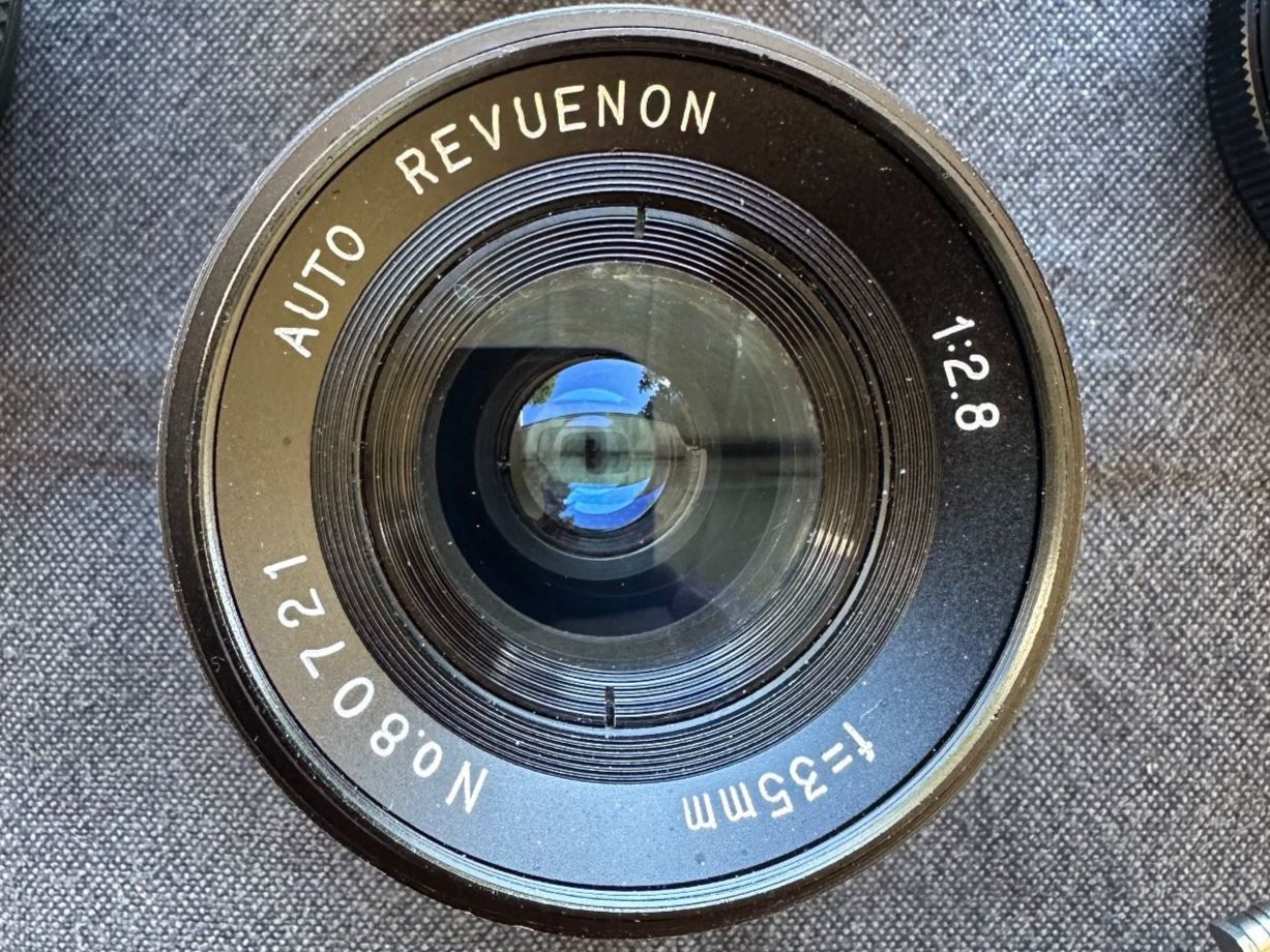 Fotocamera: Pack RevueFLEX 5005 + 35mm + 55m + 135mm – Usato da Thônex venduto da sui_001 5