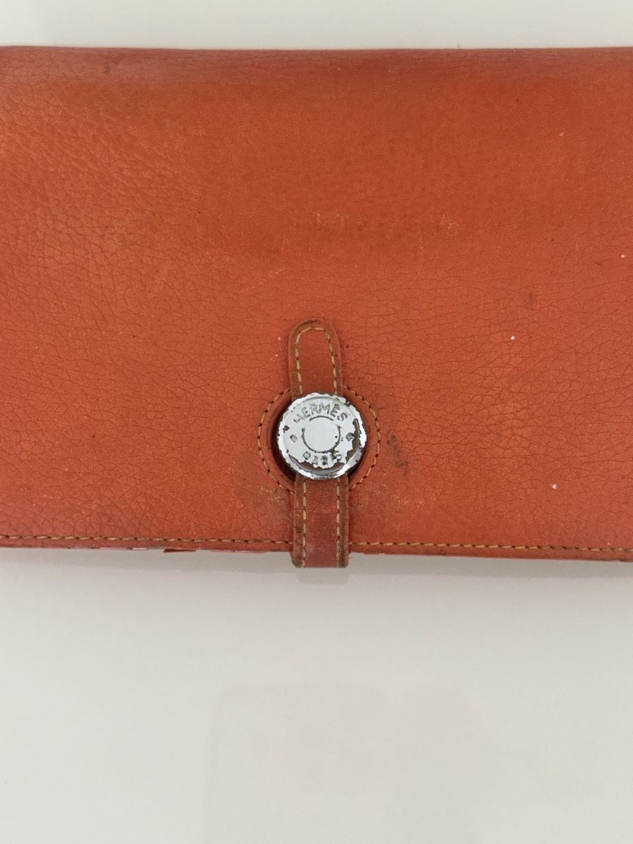 Hermès Portafogli: Hermes Geldbörse Orange Leder gebraucht – Usato da Zürich venduto da Mona-L 7