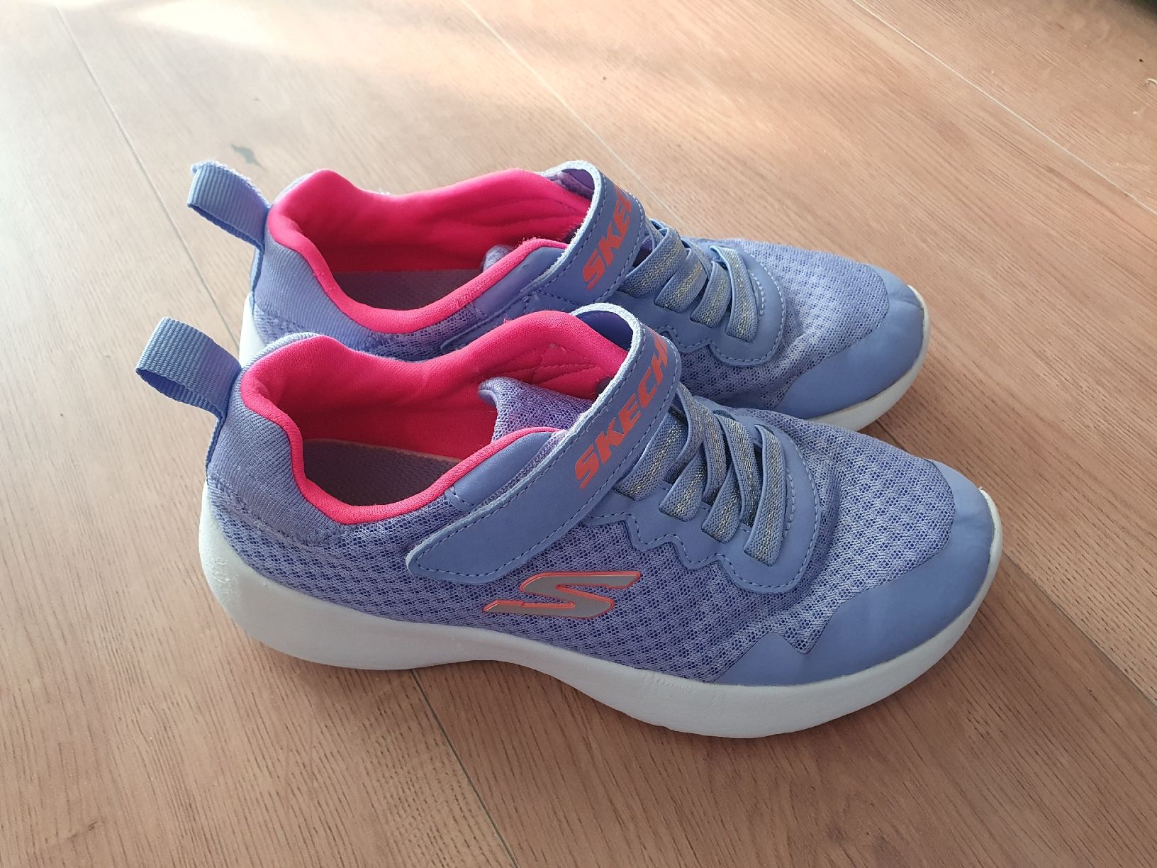 Skechers Scarpe per ragazze: Skechers Turnschuh Mädchen Gr 36 – Usato da Niederönz venduto da STI88