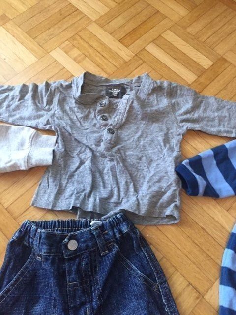 Lotti & Set di vestiti: Kleiderpaket  6-teilig Junge Grösse 62 – Usato da Emmen venduto da Aribini 6