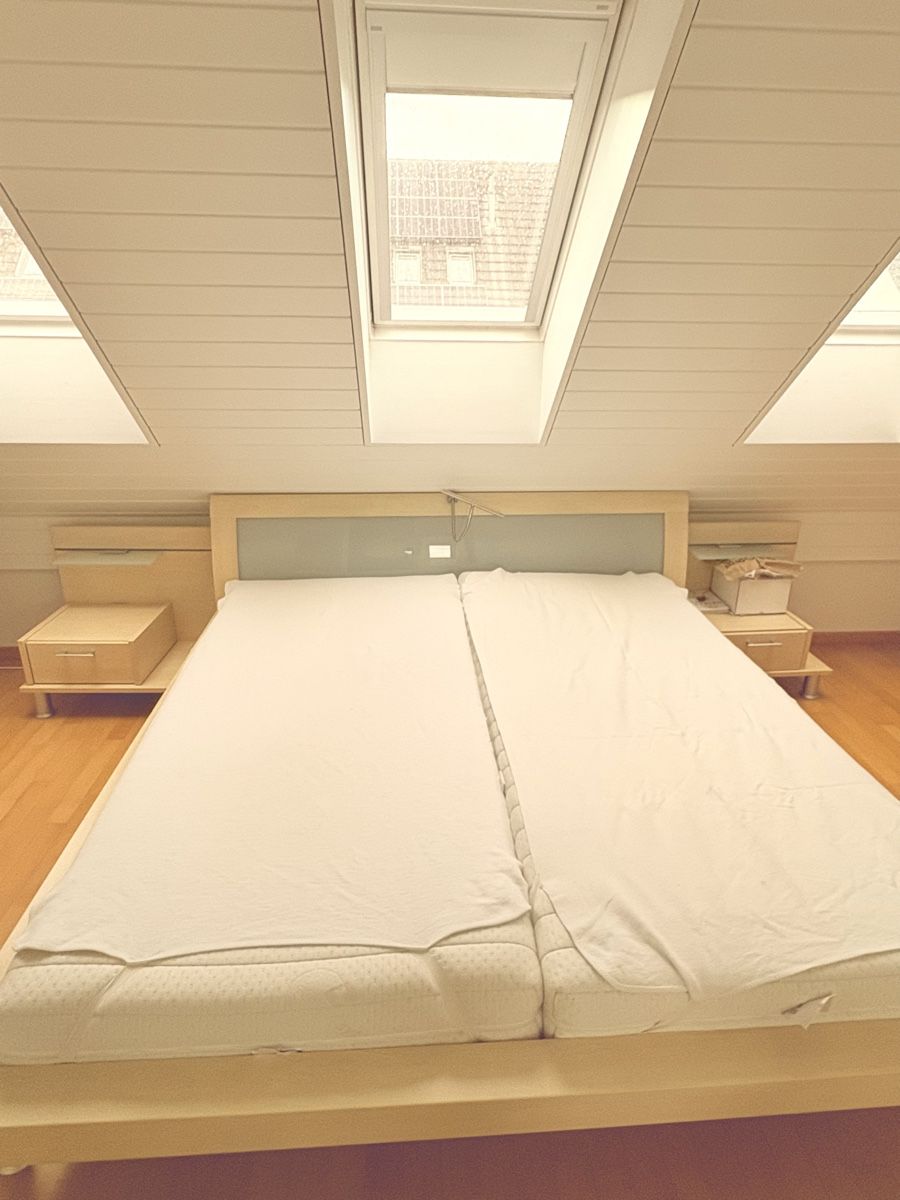 Letti: Doppelbett mit 2 Nachttische – Usato da Volketswil venduto da Gab2013