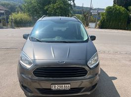 Ford tourneo courier 2017 : courroie à changer