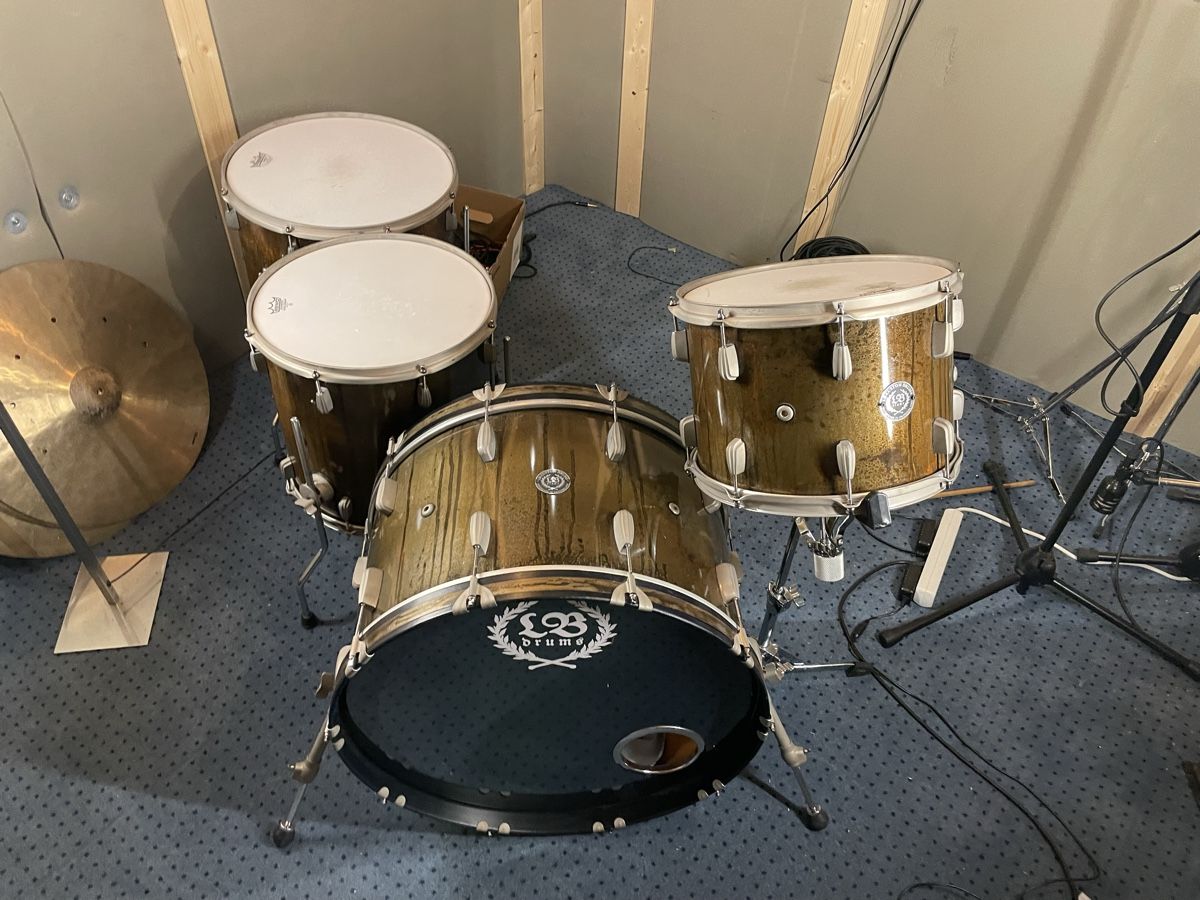 Musikinstrumente: LB Drums Custom Kit 24 / 14 / 16 / 18 – Gebraucht aus Sempach von Silent-Master 6