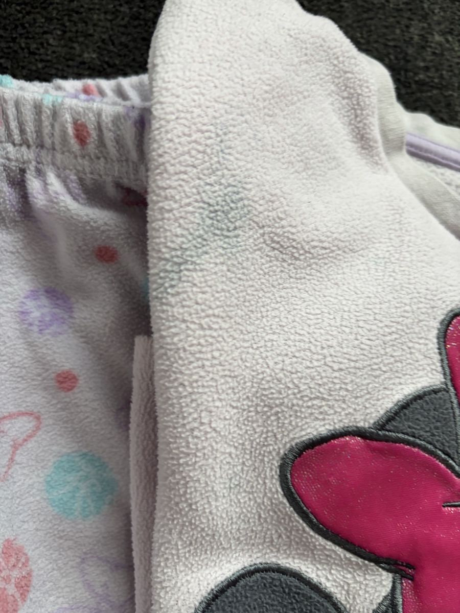 C&A Pigiama & Simili: Pyjama Mädchen gr 128 – Usato da Biel/Bienne venduto da jaz_nbt5 1