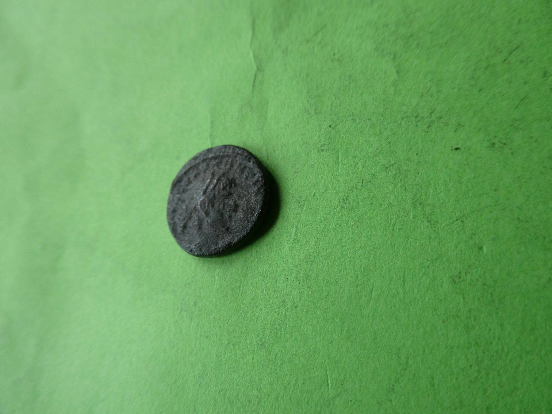 Tutti le monete: uralte Bronzemünze 14 mm     1.56 g – Usato da Hinterforst venduto da Rohusri 1