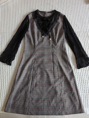 Elegant Lace & Check Dress, Chic Autumn Style
