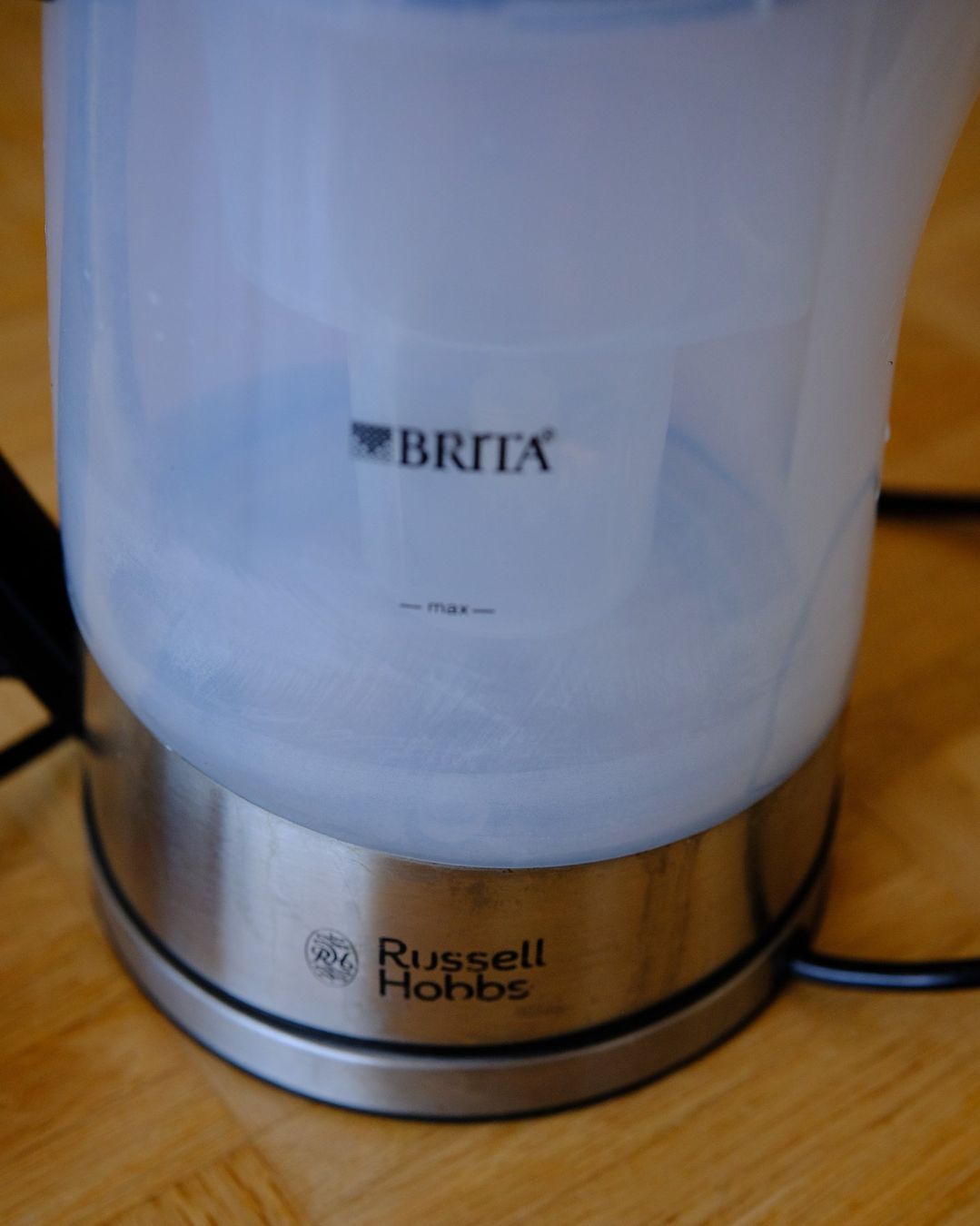 Russell Hobbs Bollitori: Bouilloire Brita Russell Hobbs – Usato da Moutier venduto da Noctophobia 1