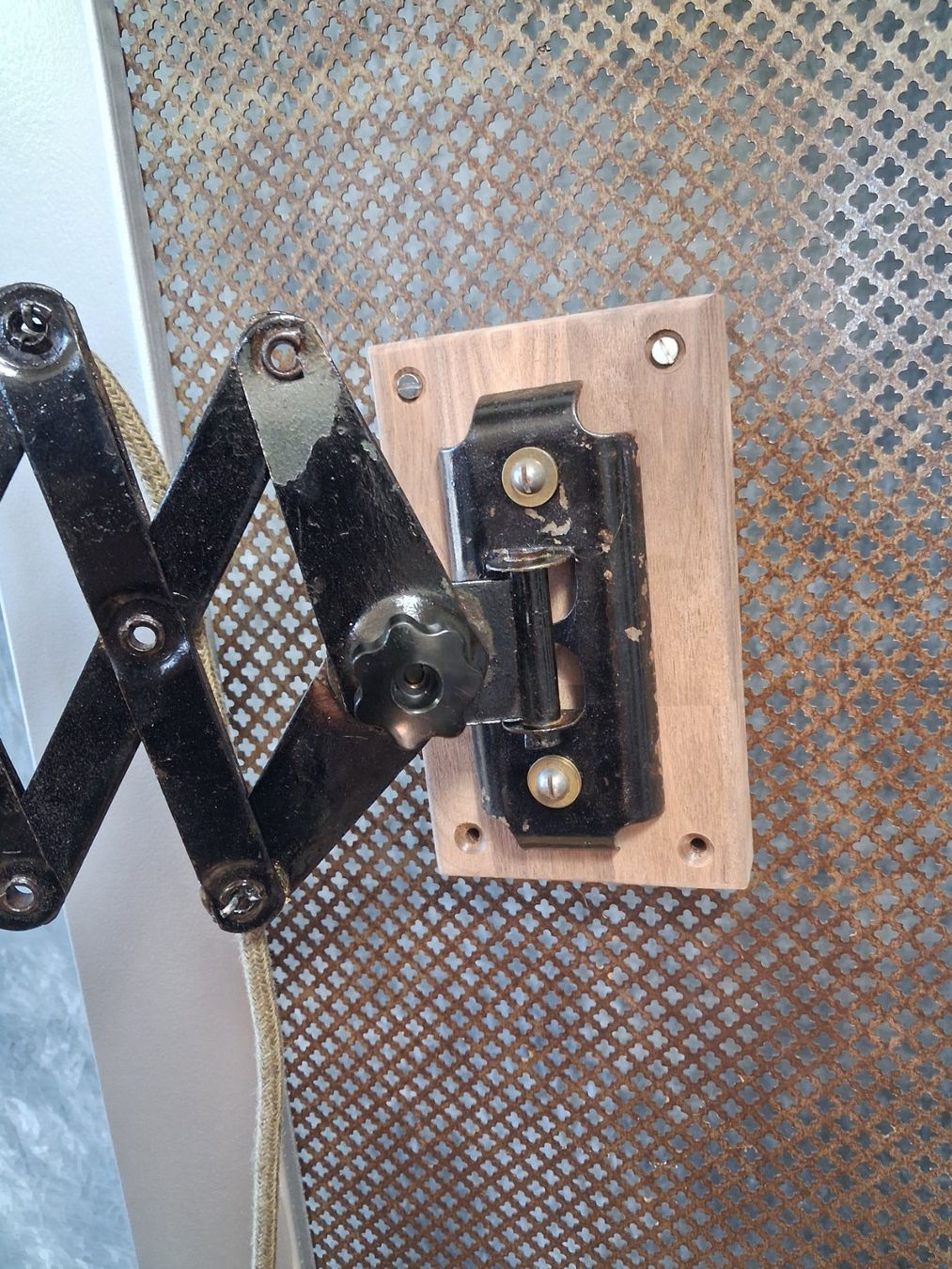Lampade: Restaurierte Scherenlampe – Usato da Winterthur venduto da lampenretter 3
