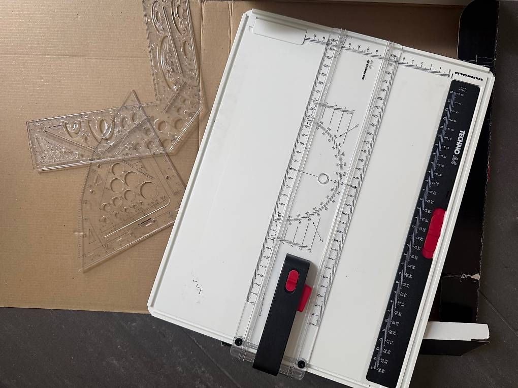 Servierplatten: Zeichenplatte A4 – Gebraucht aus Arbon von Mell73 2