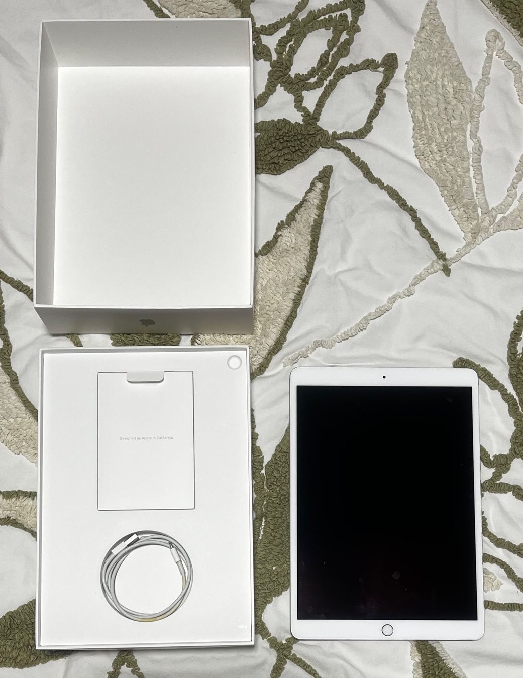 Apple Tablet PC: iPad Pro Wi-Fi 10.5" 2017 mit OVP – Usato da Dübendorf venduto da ser_bs9f 1