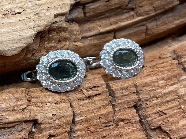 Ohrringe & -stecker: Ohrstecker Saphir in Silber, klein und fein – Neu (gemäss Beschreibung) aus luzern von Alpendorf1 1