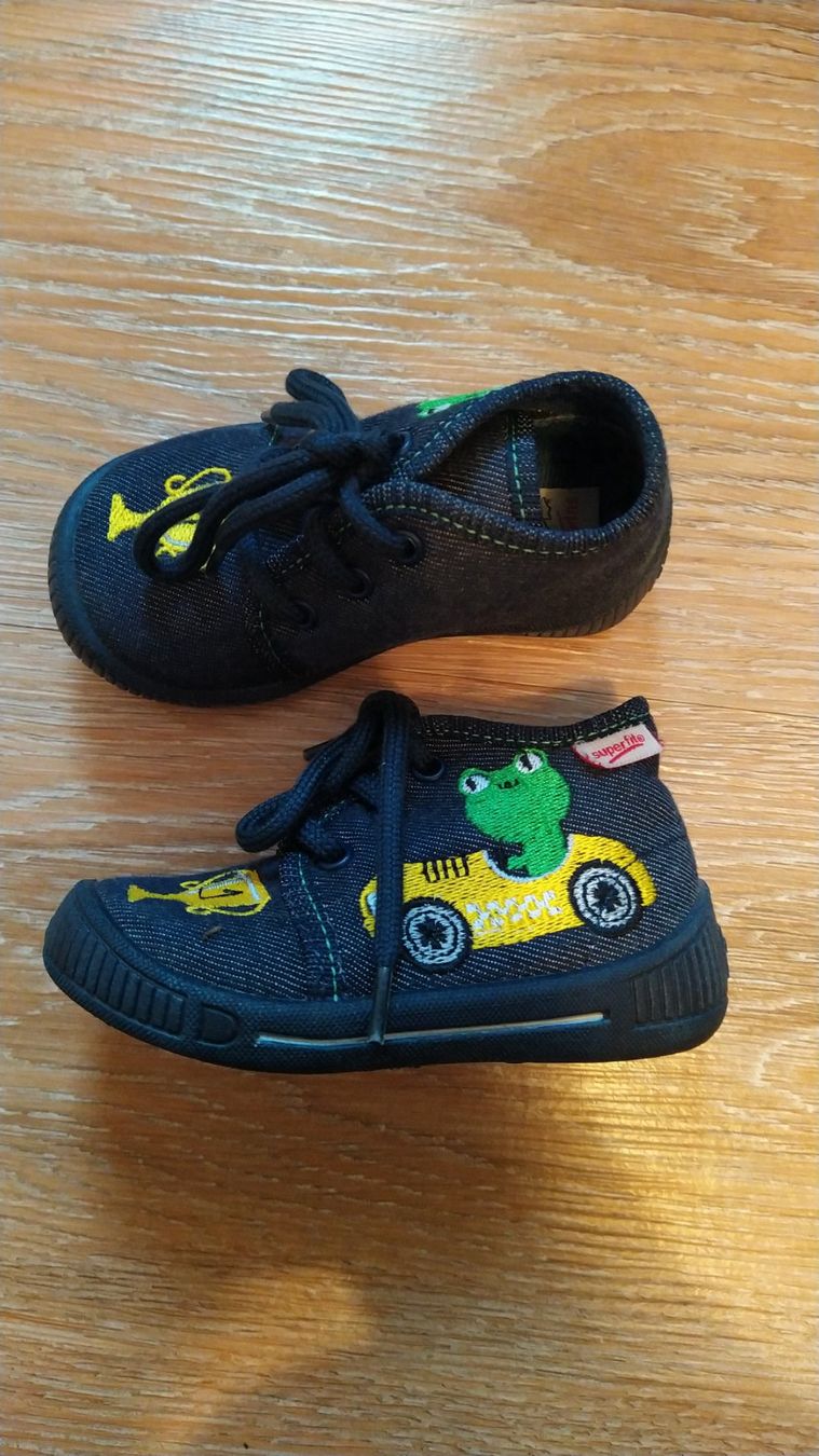 Superfit Scarpe per ragazzi: Superfit Halbschuh 19 – Usato da Kappel SO venduto da teiger83