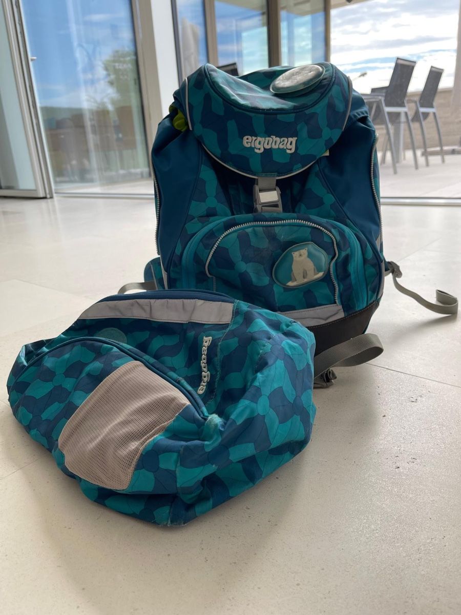 Ergobag Borse & Zaini: Ergobag Schulrucksack mit Zubehör, Top Zustand! – Usato da Laufen venduto da Retomeier0 1