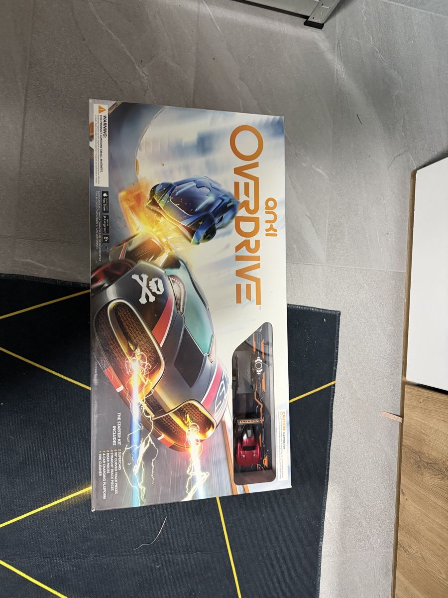 Anki Rennbahnen: Anki Overdrive Starter Kit + extra tracciati e auto – Gebraucht aus Cugnasco von Piagatto