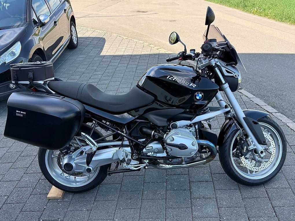 BMW Touring: BMW R1200R – D'occasion à Sarmenstorf par Towerbridge