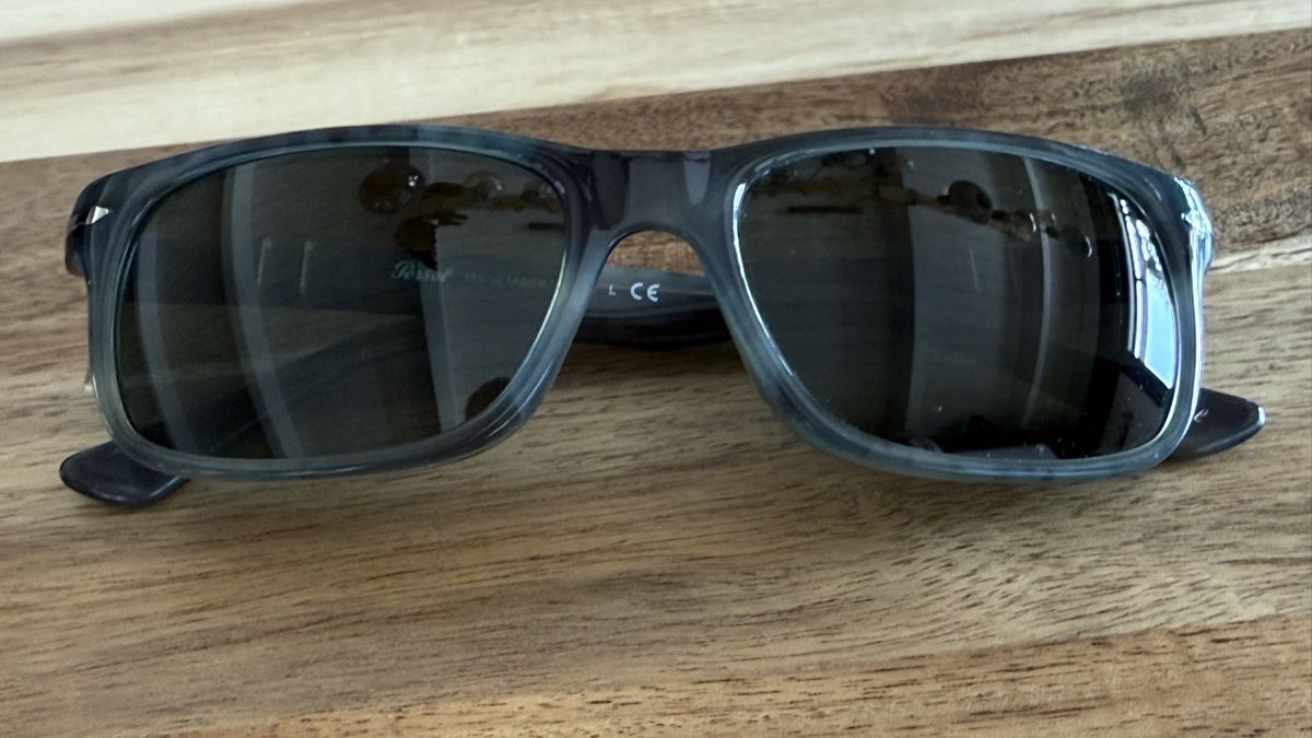 Persol Occhiali & Lenti: Lunettes de soleil - PERSOL – Usato da Arzier-Le Muids venduto da cin_ldd2