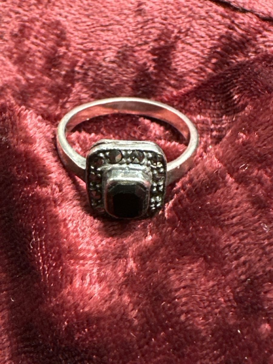 Bagues: Ring 295 Silber mit Onix – D'occasion à Trüllikon par angela4444 1