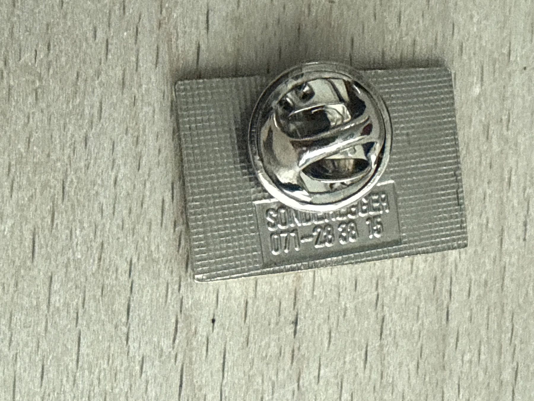 Plaketten & Abzeichen: Pin  Pneu-Forrer Bernhardzell – Gebraucht aus Glattbrugg von Schweigmatt 1