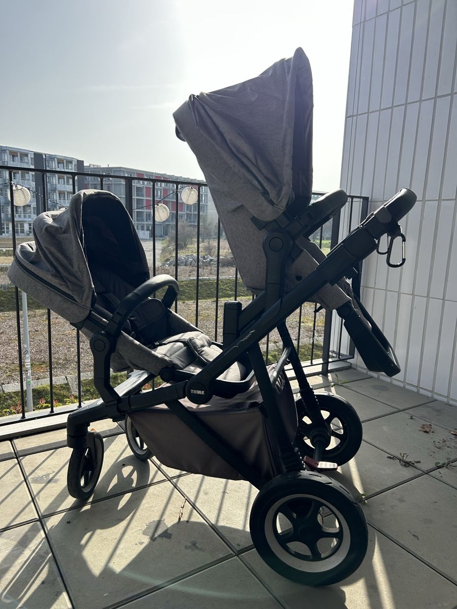 Thule Poussette: Thule Sleek Stroller – Complete Set for Two Children (bassin – D'occasion à Basel par ang_nwh2