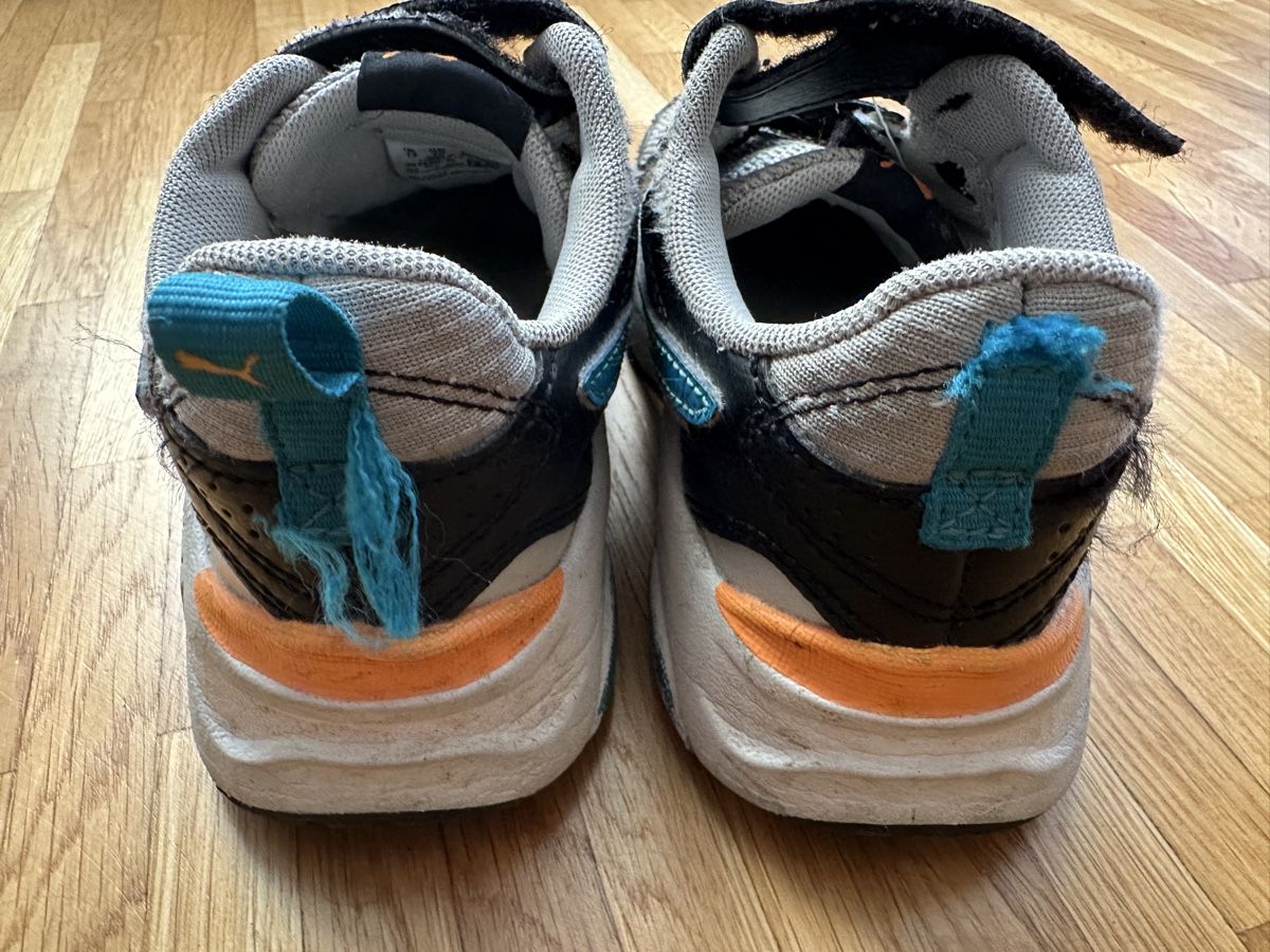 Puma Chaussures garçon: Puma Trinity Lite AC+ PS sneakers size 32 – D'occasion à Lausanne par brixton 7